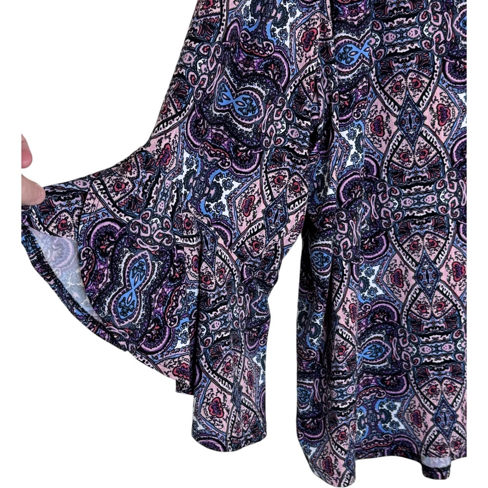 Cato Plus Size 26 28W Paisley Bell Sleeve V Neck Blouse Top Kightweight Casual - Picture 4 of 12